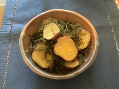 さつまいもと切り昆布の煮物