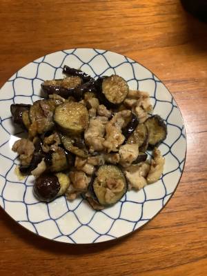 なすと豚バラ肉のおかか炒め