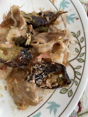 なすと豚バラ肉のおかか炒め