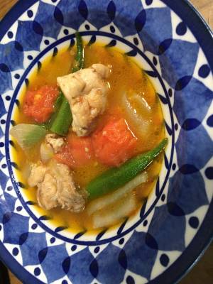 鶏のトマトシチュー