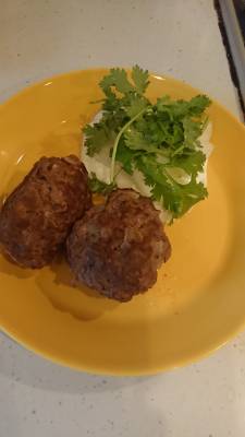 クミン風味のミニバーグ