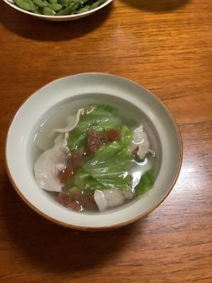 豚バラとレタスの梅スープ