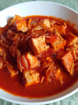 厚揚げとベーコンのトマト煮