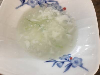 桜入り卵白スープ