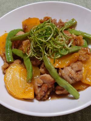 柿と鶏肉の照り焼き