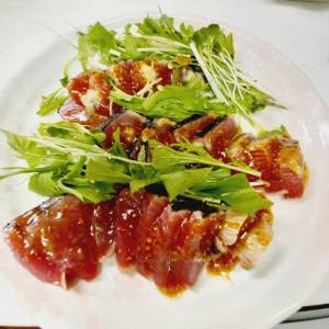 かつおのたたきサラダ