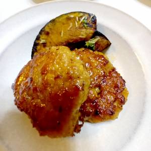 豆腐と鶏肉の小判焼き