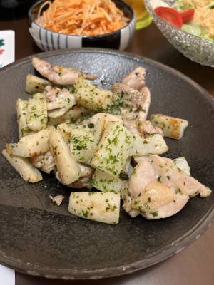 鶏肉と長芋の青のり山椒バター