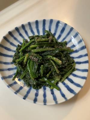 春菊のごまチーズあえ