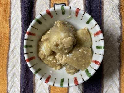 里芋のそぼろ煮