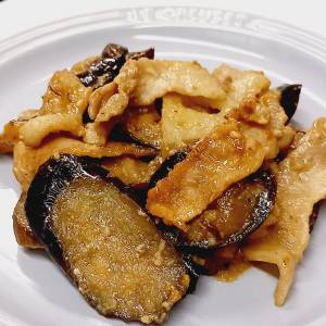 なすと豚こまのみそ炒め