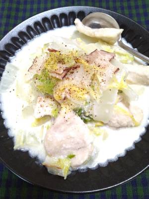 鶏むね肉と白菜のミルク煮