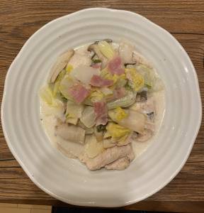 鶏むね肉と白菜のミルク煮