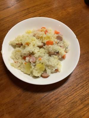 さつまいもとソーセージの炊き込みピラフ