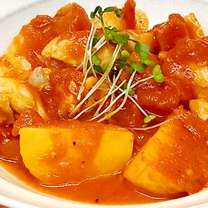 鶏とじゃがいものトマト煮