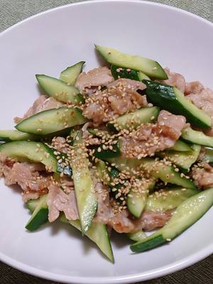きゅうりと豚肉の香り炒め