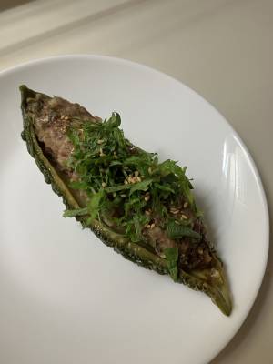 肉詰めゴーヤーボート