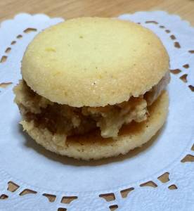 バナナのビスケットサンド