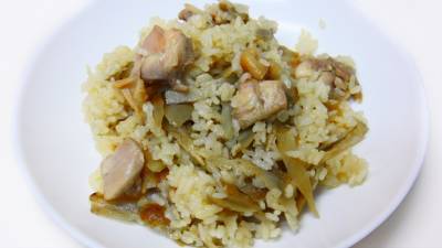 ごぼうと鶏肉の炊き込みご飯