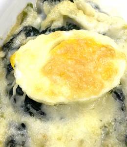 ほうれんそうと卵のグラタン