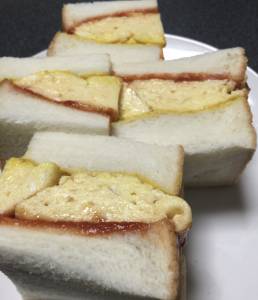 ハムエッグサンド