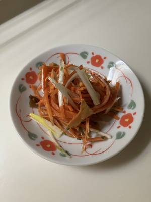 にんじんのピリ辛あえ