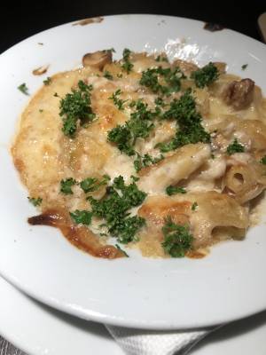 マカロニグラタン