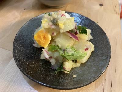 半熟卵とじゃがいものサラダ