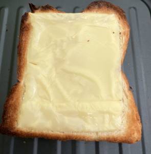 チーズトースト