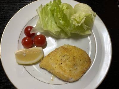 白身魚のミラノ風カツレツ