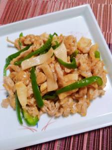 チンジャオニューロースー