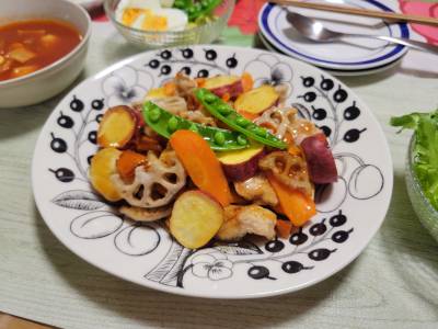 揚げさつまいもと根菜の甘酢あん