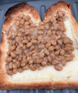 納豆ピザトースト