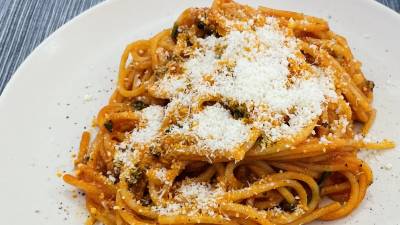 基本のトマトソースパスタ