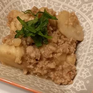 簡単里芋のそぼろ煮