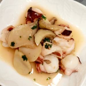 たこのエスカルゴ風