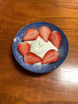 いちごのヨーグルトクリーム
