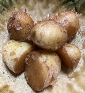 新じゃがの甘辛煮