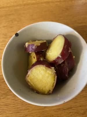 さつまいもの塩オイル蒸し