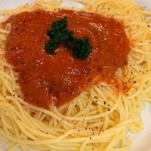 基本のトマトソースパスタ