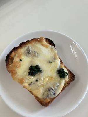 4種のチーズのピッツァ