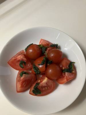 トマポンサラダ