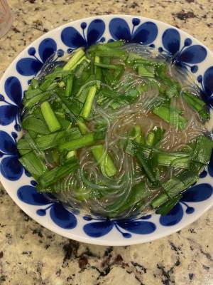 にらと春雨のスープ