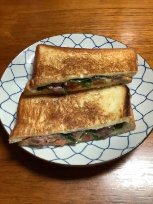 アンチョビのクロックムッシュ風