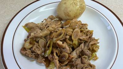 豚肉のねぎしょうが焼き