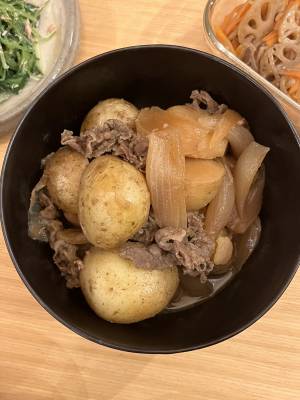 新じゃがと牛肉の甘辛煮