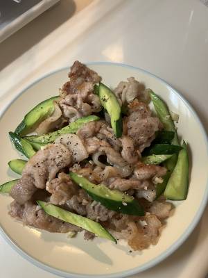 豚こまといんげんのにんにく炒め