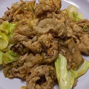 豚ときのこのホイコーロー風