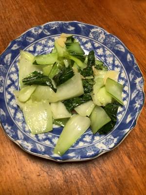 チンゲンサイのにんにく炒め