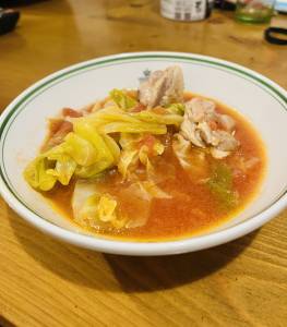 トマトとチキンの煮込み